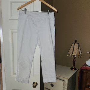 Soft Surroundings white stretchy capri leggings; petite medium